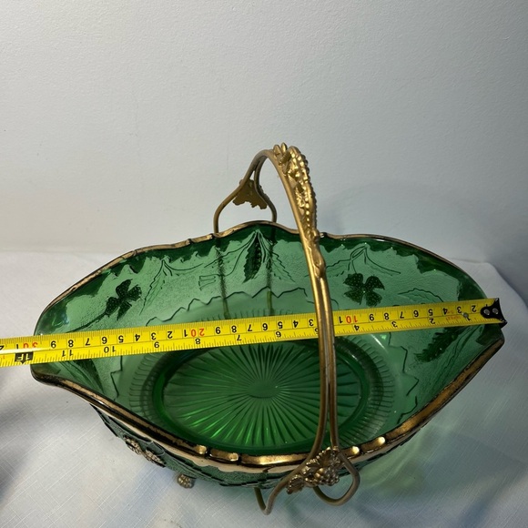 ANTIQUE Bride’s Basket Gilt Glass Bowl with Victorian Silver Plate stand. - Picture 7 of 11